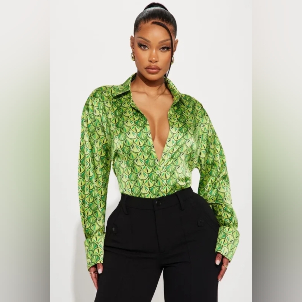 NWT Fashion Nova Money Tree Green Button Down Satin Shirt